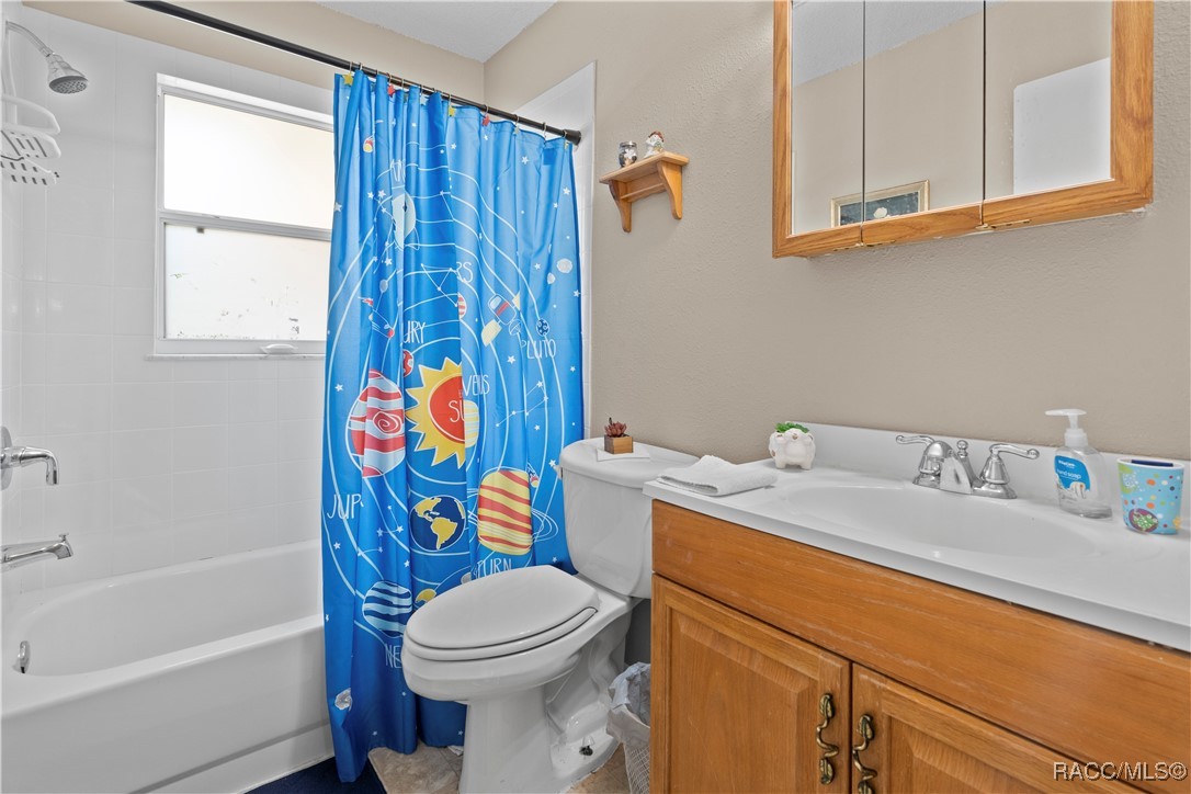 4624 S Major Terrace #C, Inverness, New York image 24