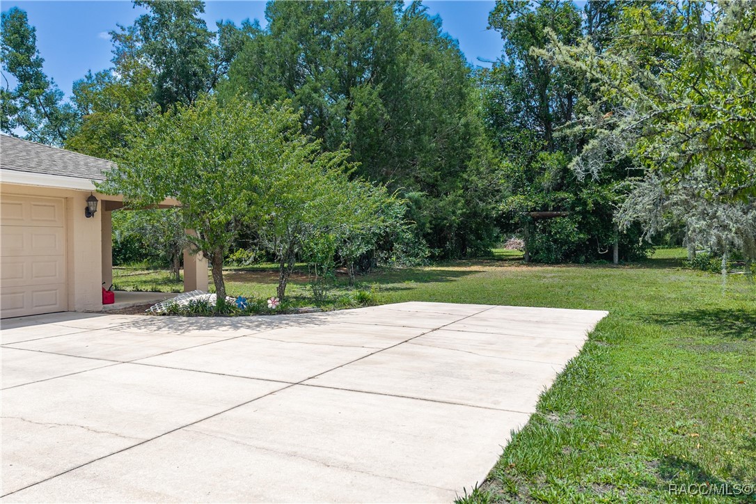 4624 S Major Terrace #C, Inverness, New York image 36