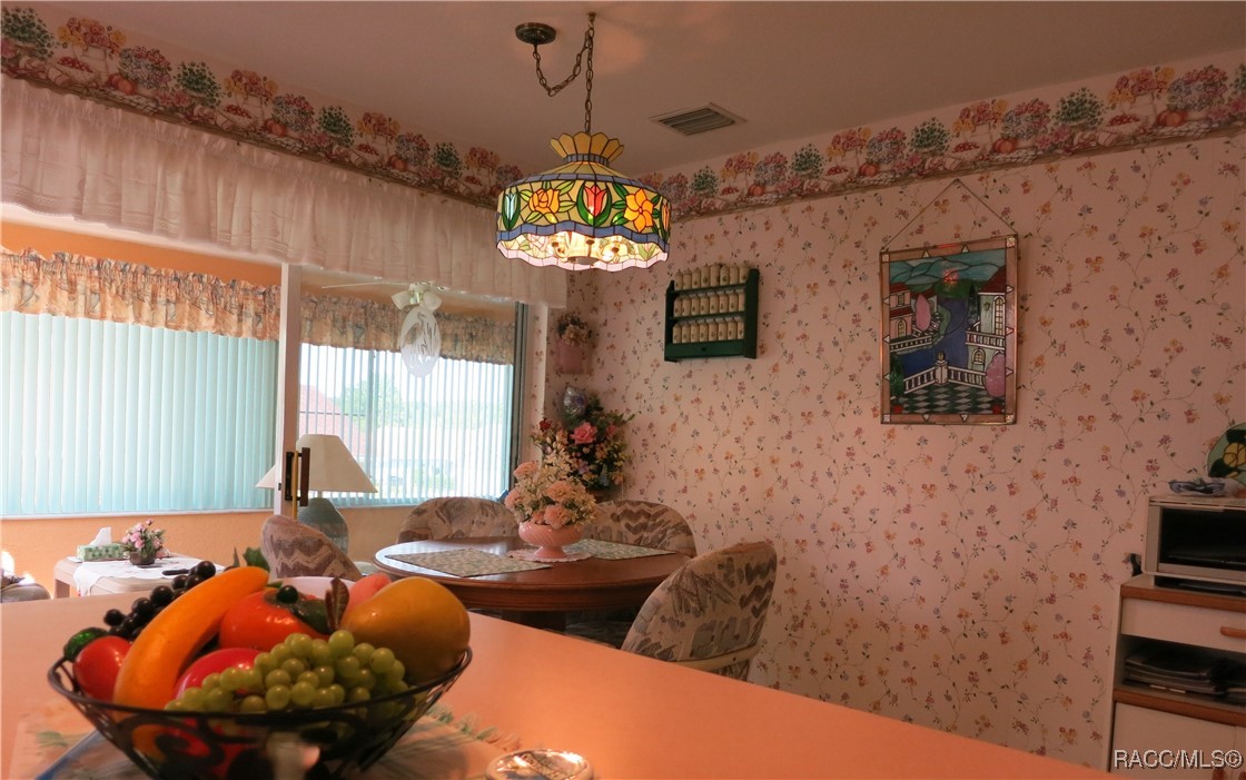 4190 N Stewart Way, Beverly Hills, New York image 6