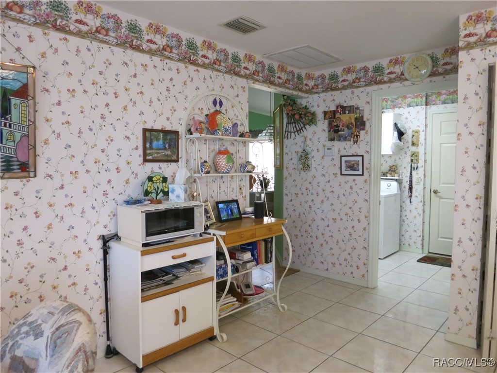 4190 N Stewart Way, Beverly Hills, New York image 12