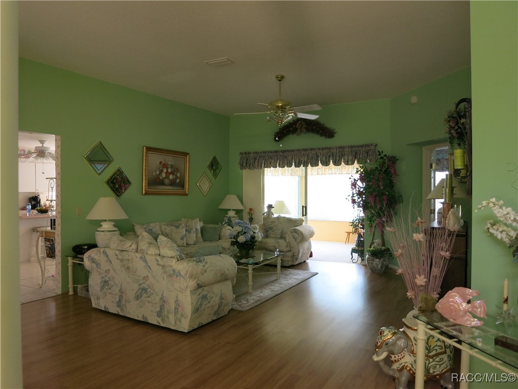 4190 N Stewart Way, Beverly Hills, New York image 16