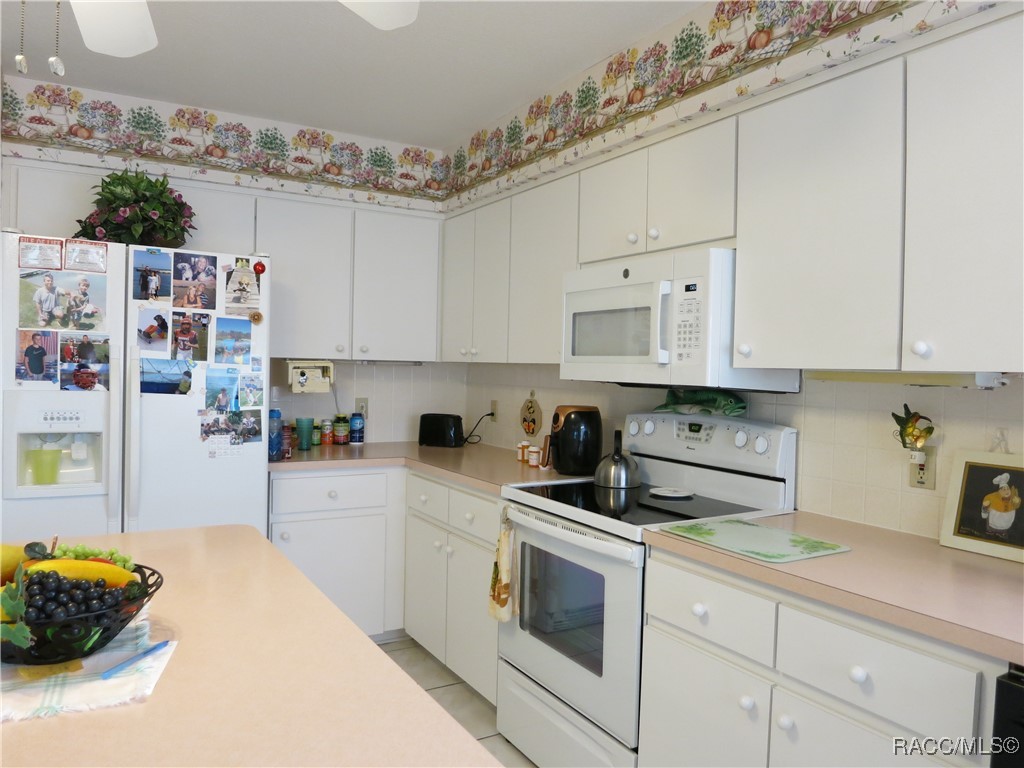 4190 N Stewart Way, Beverly Hills, New York image 10