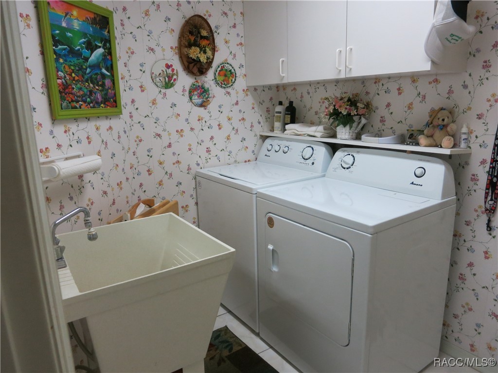 4190 N Stewart Way, Beverly Hills, New York image 38
