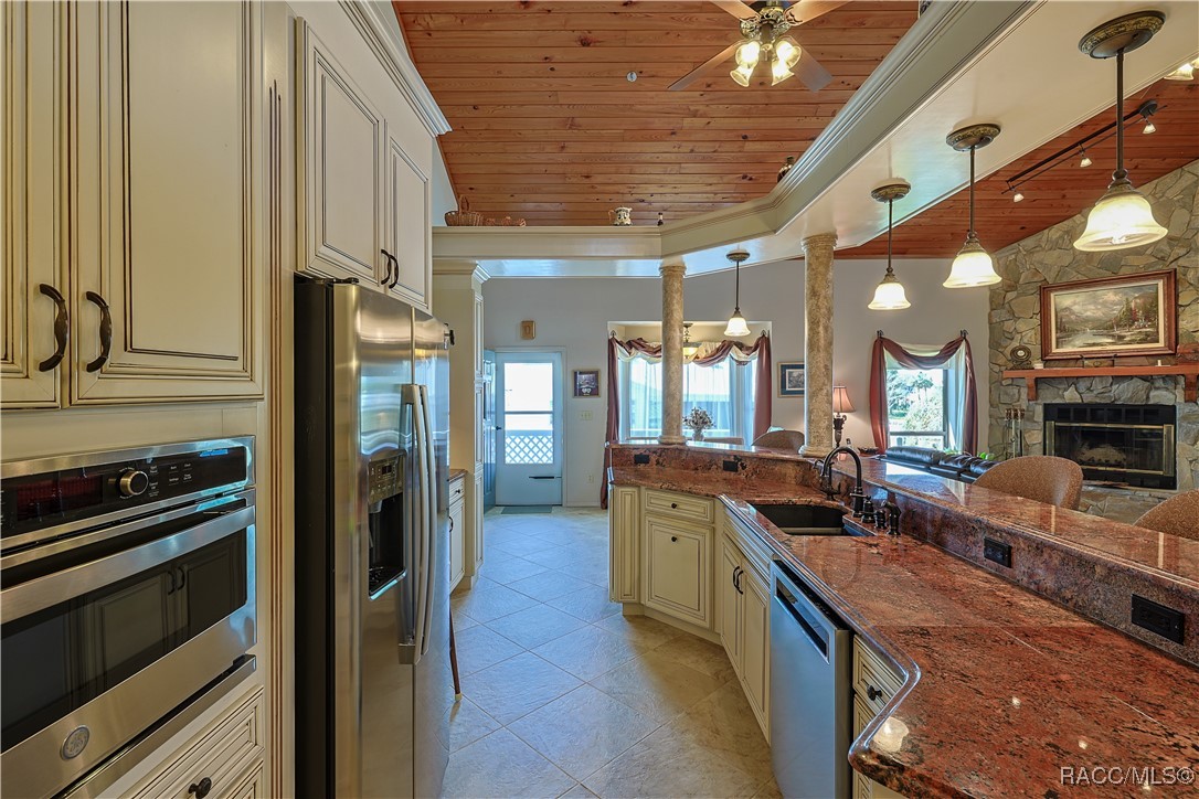 1740 NW 20th Avenue, Crystal River, Florida image 13