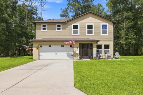 Homes For Sale - 39 W Lynxx Drive<br/> Citrus County, Citrus Springs, FL 34434