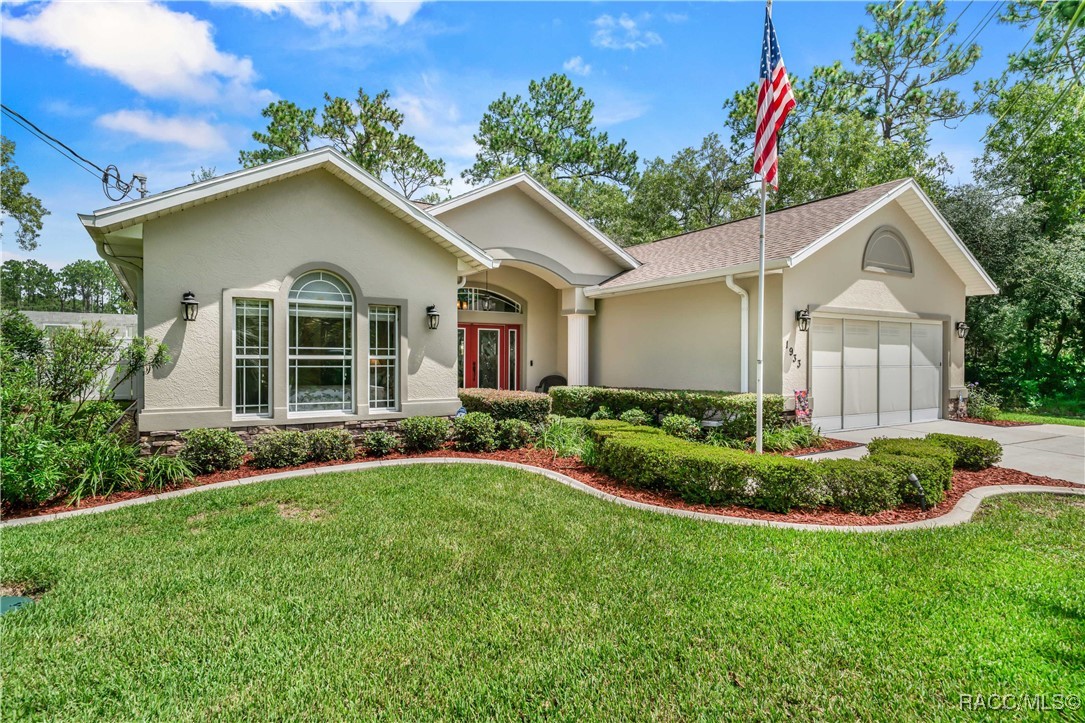 1933 W Landmark Drive