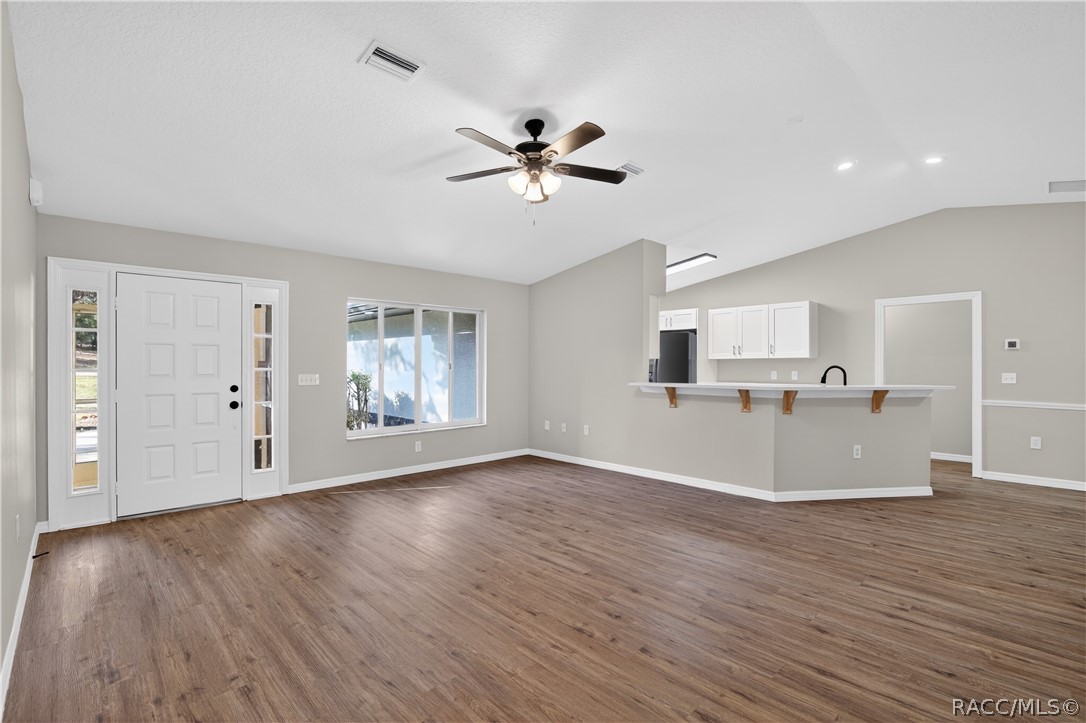 1139 E McKinley Street