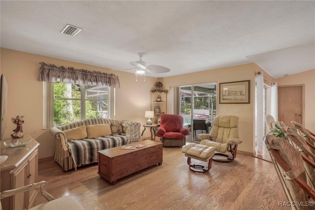 8389 N Titleist Drive, Citrus Springs, Florida image 13