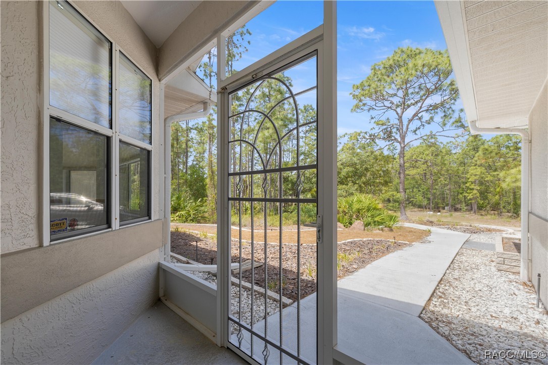 5725 N Durango Terrace, Beverly Hills, New York image 6