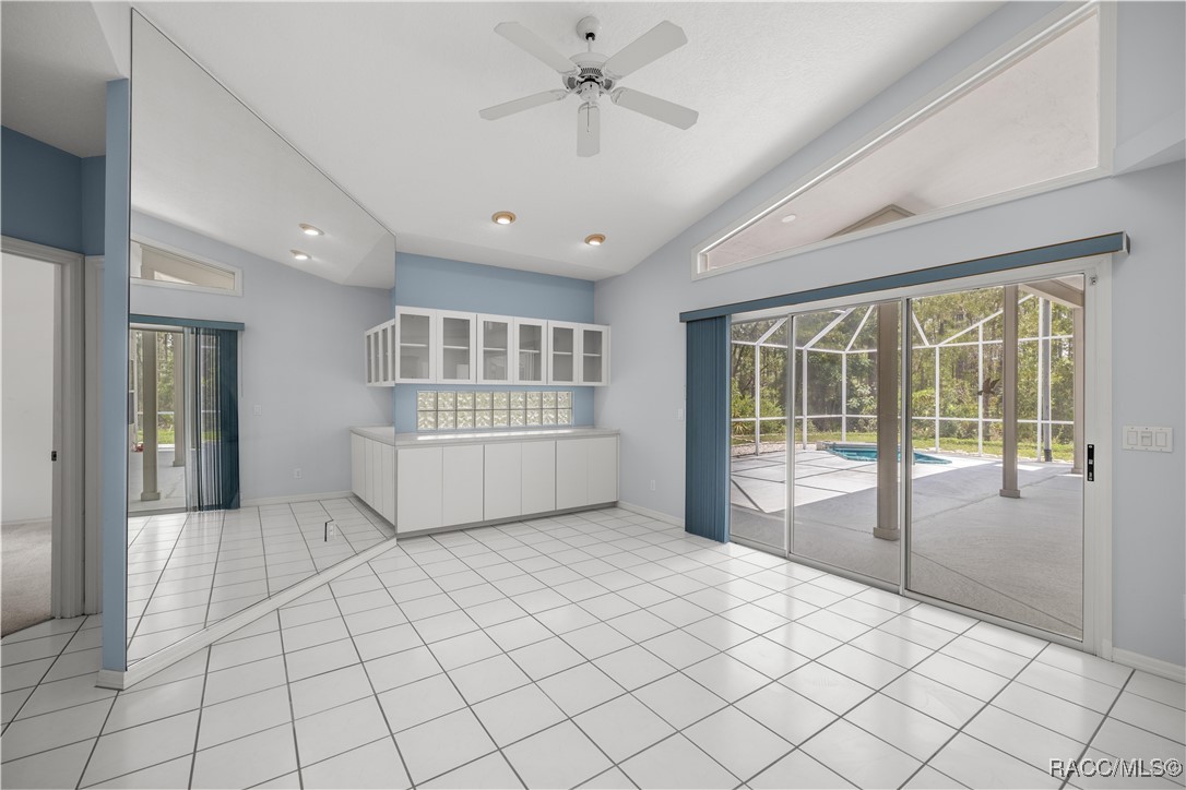 5725 N Durango Terrace, Beverly Hills, New York image 17