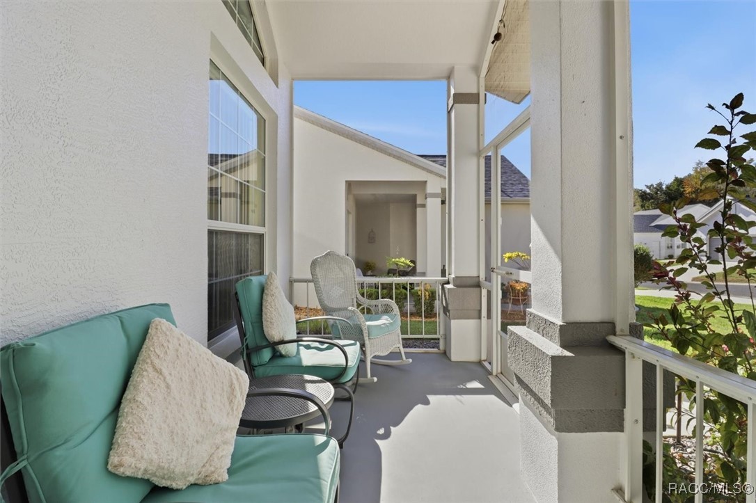 3309 S Highgate Point