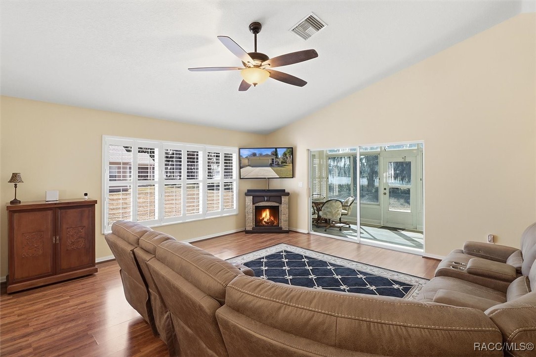 810 Pritchard Island Road