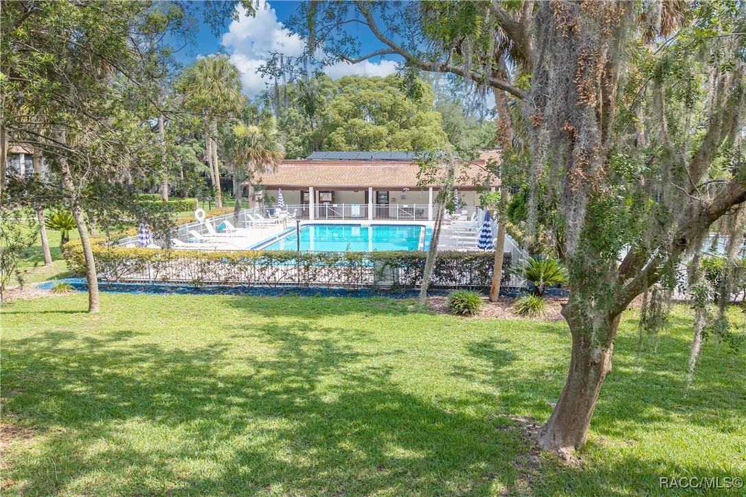 2400 Forest Drive #231, Inverness, Florida image 8