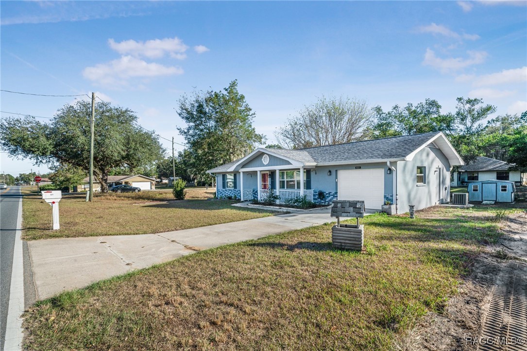 321 E Inverness Boulevard, Inverness, Florida image 2