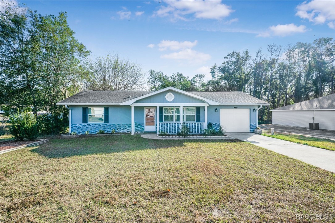 321 E Inverness Boulevard, Inverness, Florida image 1