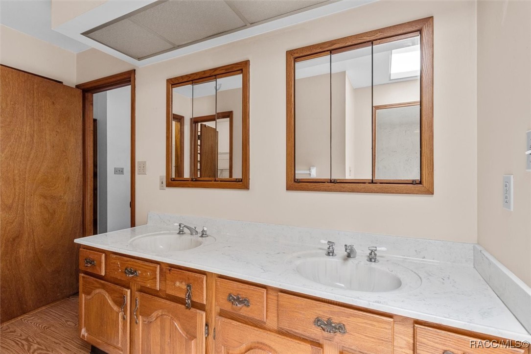 5477 S Burr Terrace, Inverness, New York image 25