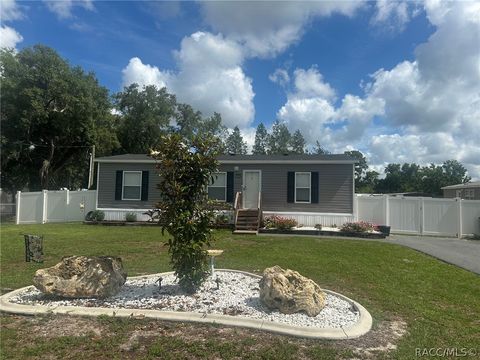 Mobile Home For Sale - 7203 W Brady Lane<br/> Homosassa, FL 34446