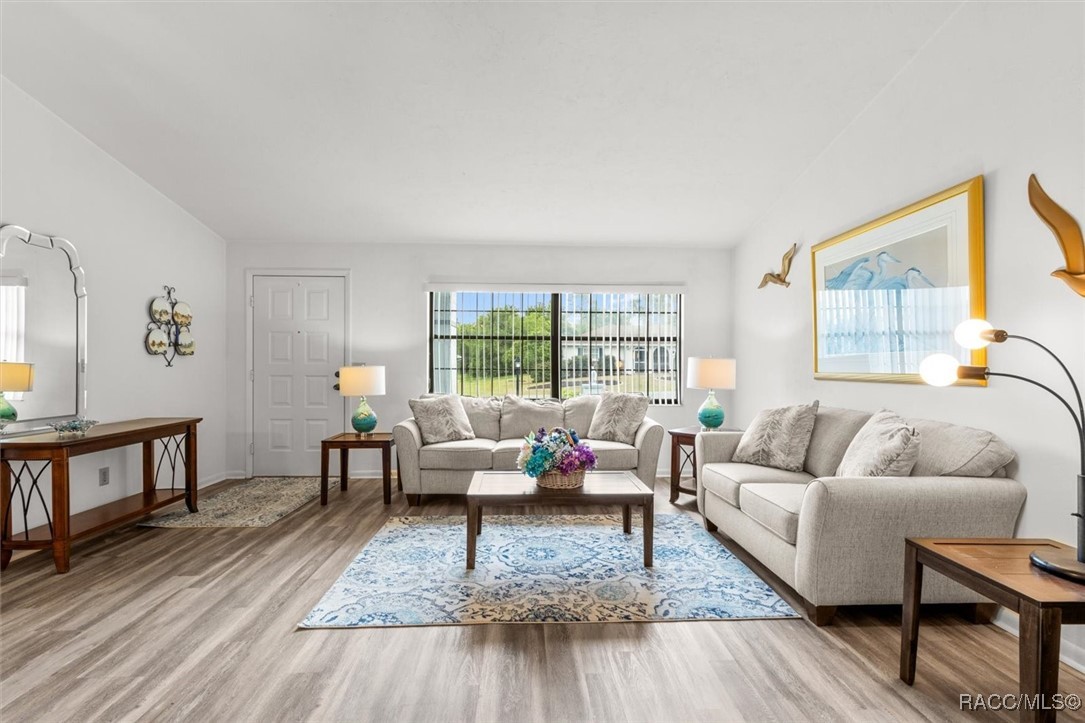 3896 N Everlasting Drive, Beverly Hills, New York image 9
