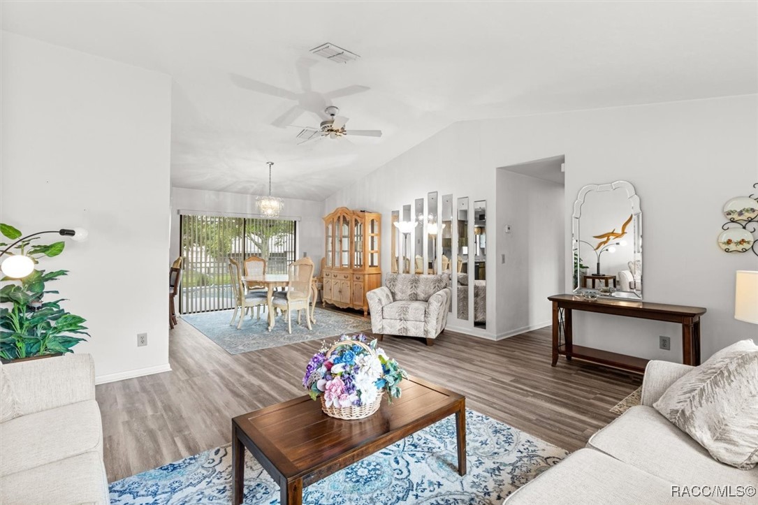 3896 N Everlasting Drive, Beverly Hills, New York image 10