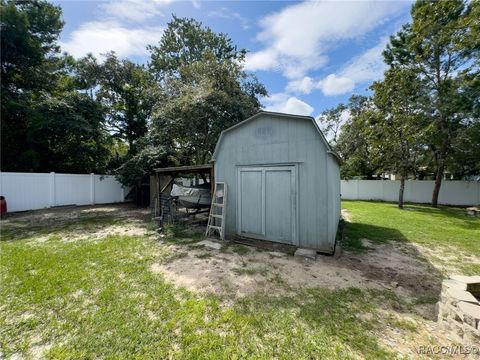 A home in Weeki Wachee