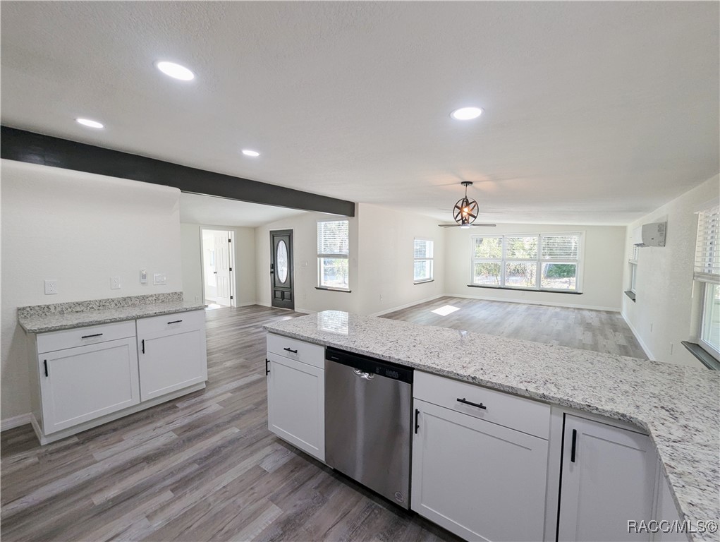 601 NE 11th Street, Crystal River, Florida image 4