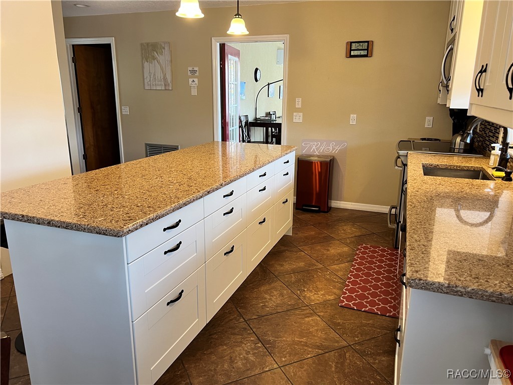 3809 N Seminole Point, Crystal River, New York image 24