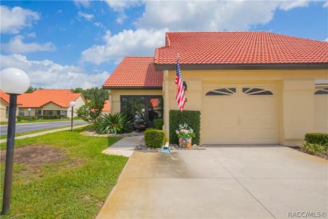 Condo For Sale - 2022 Forest Drive<br/> Inverness, FL 34453