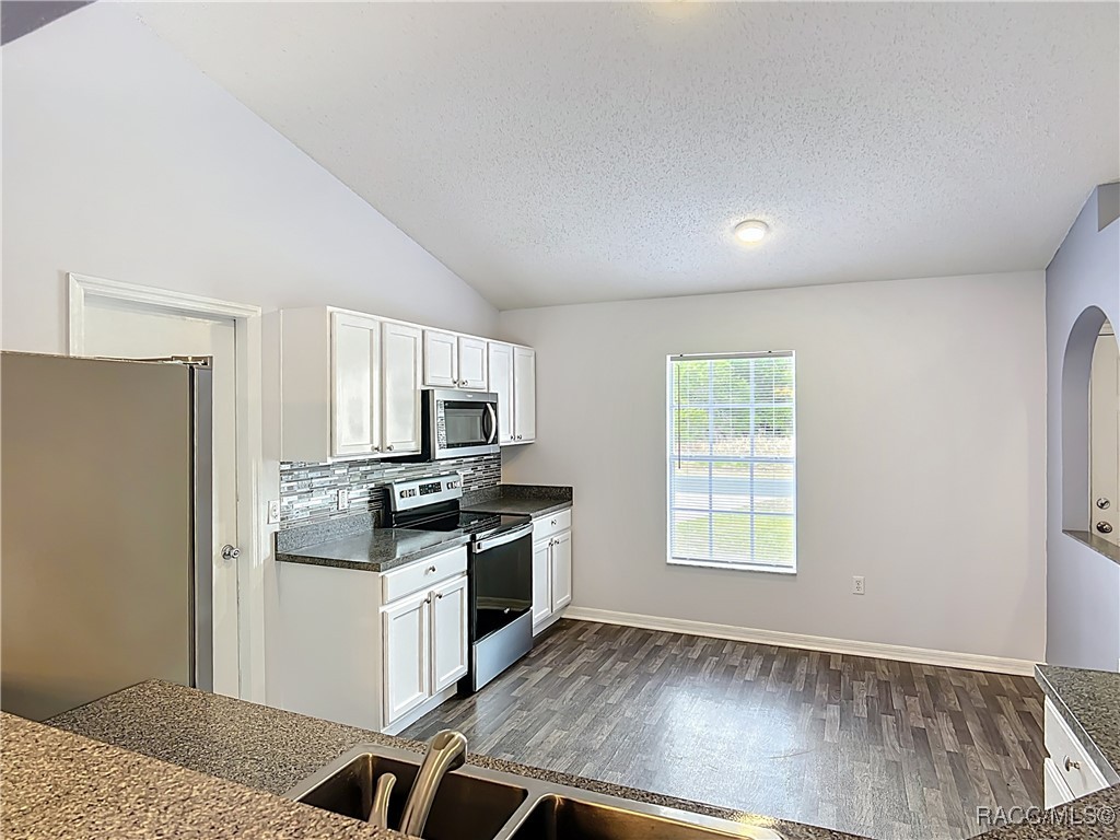7895 N Sarazen Drive, Citrus Springs, New York image 13