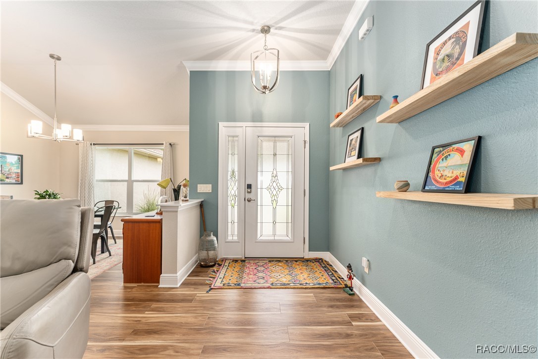 1724 E Gate Dancer Circle