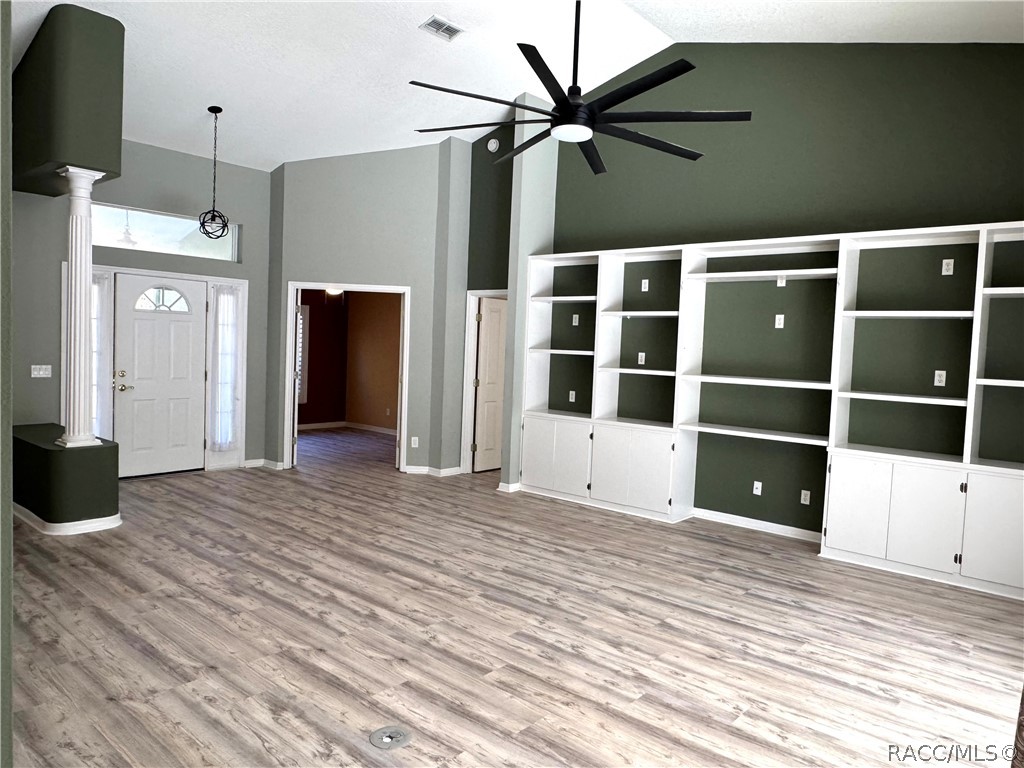 1852 W Ivorywood Drive