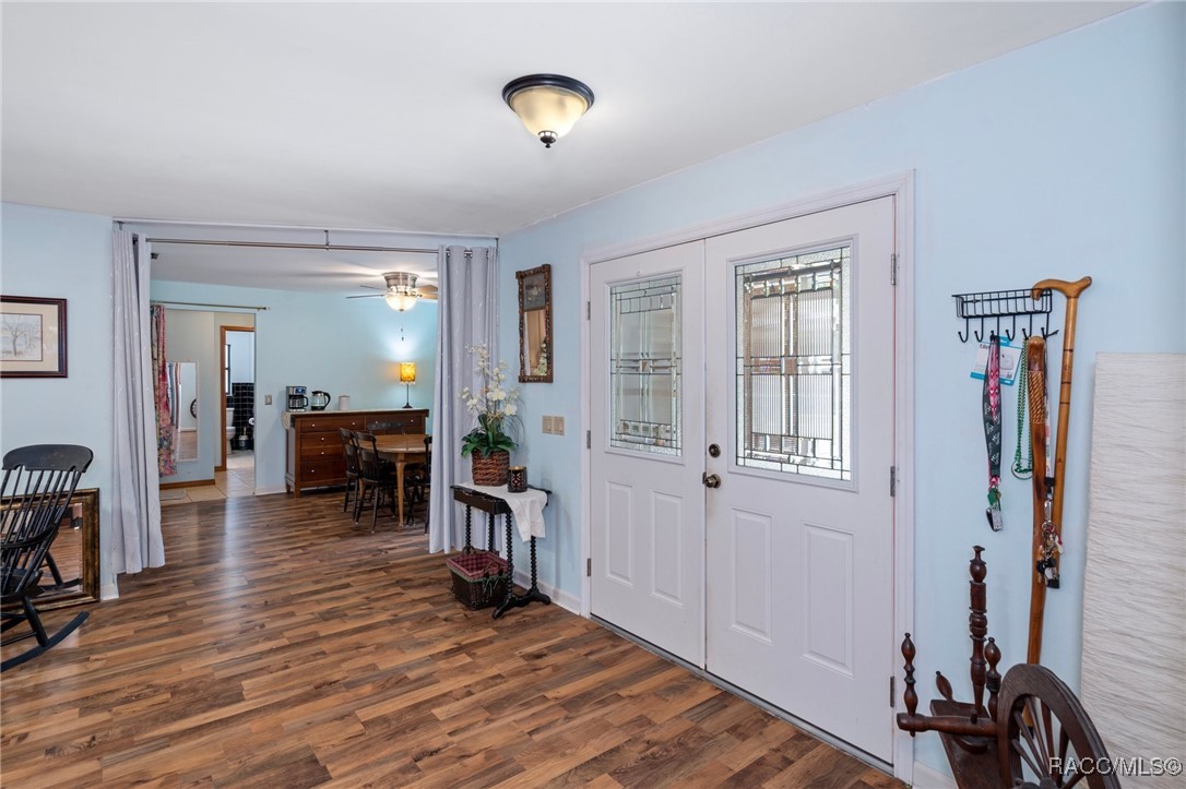 927 Cedar Avenue