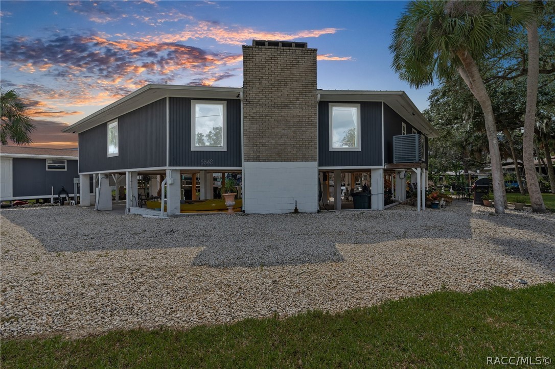 5648 S Garcia Road