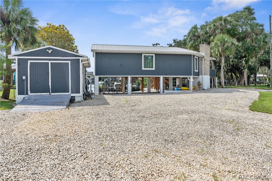5648 S Garcia Road