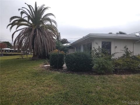 A home in Crystal River