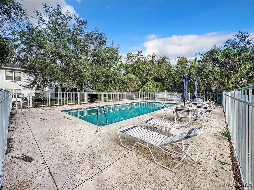 803 SE Mayo Drive, Crystal River, Florida image 20