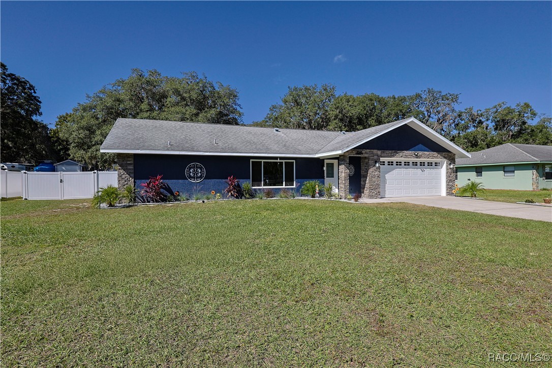 2840 S Eagle Terrace