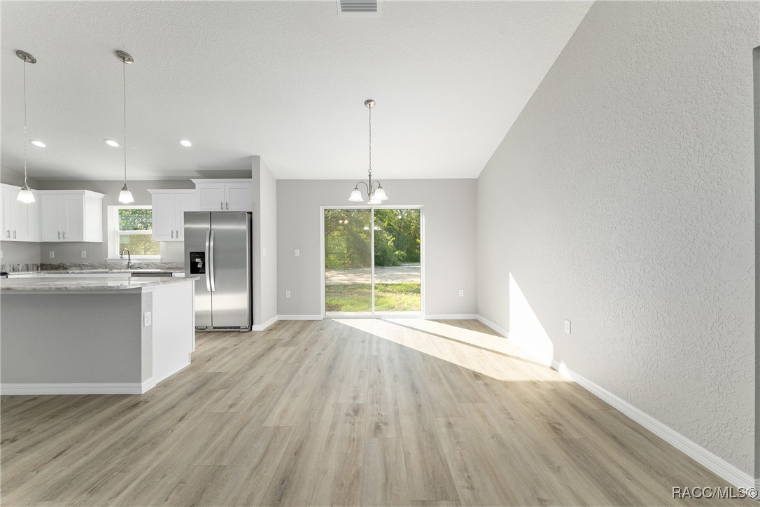 2124 W Magenta Drive, Citrus Springs, Florida image 16