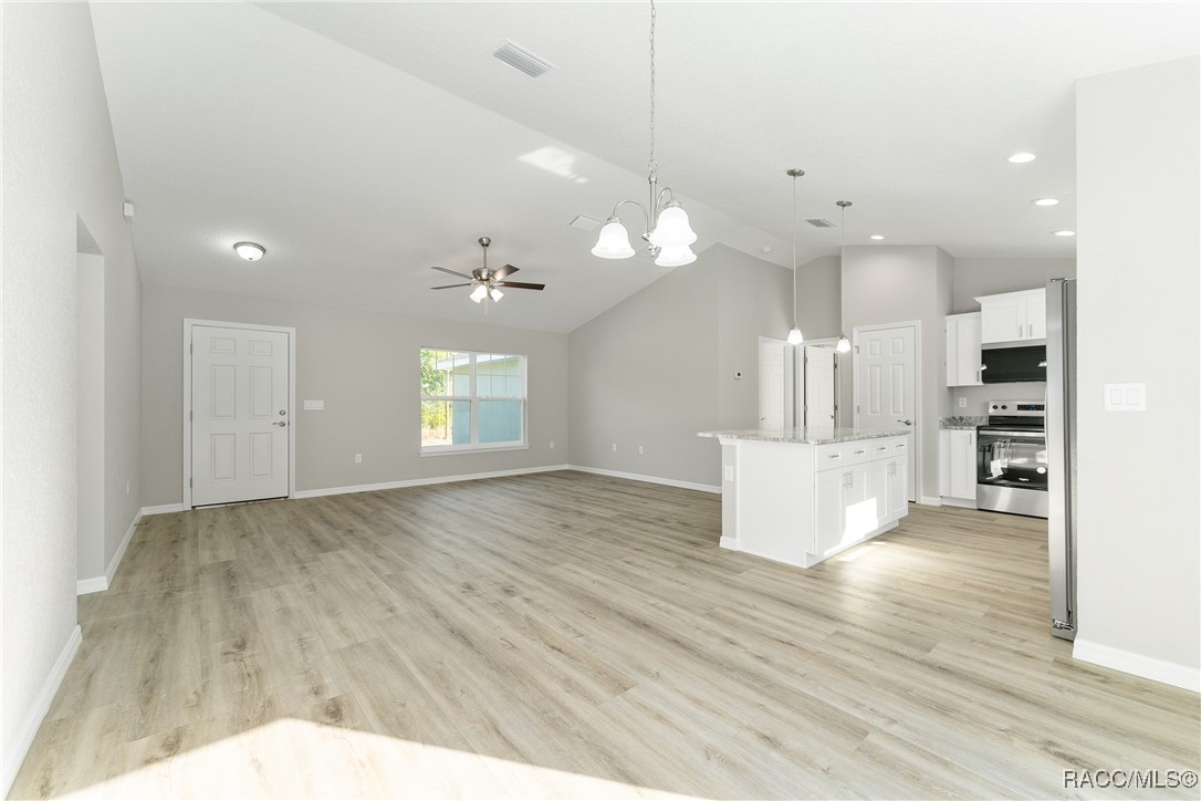 2124 W Magenta Drive, Citrus Springs, Florida image 19