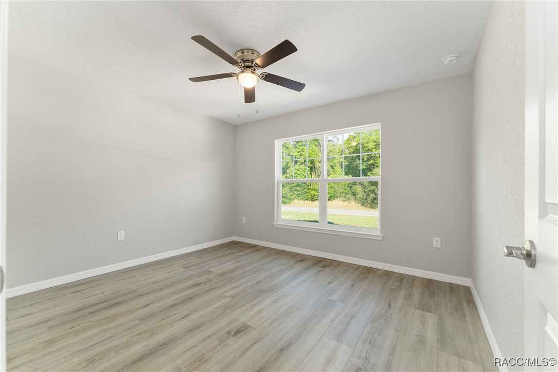 2124 W Magenta Drive, Citrus Springs, Florida image 38
