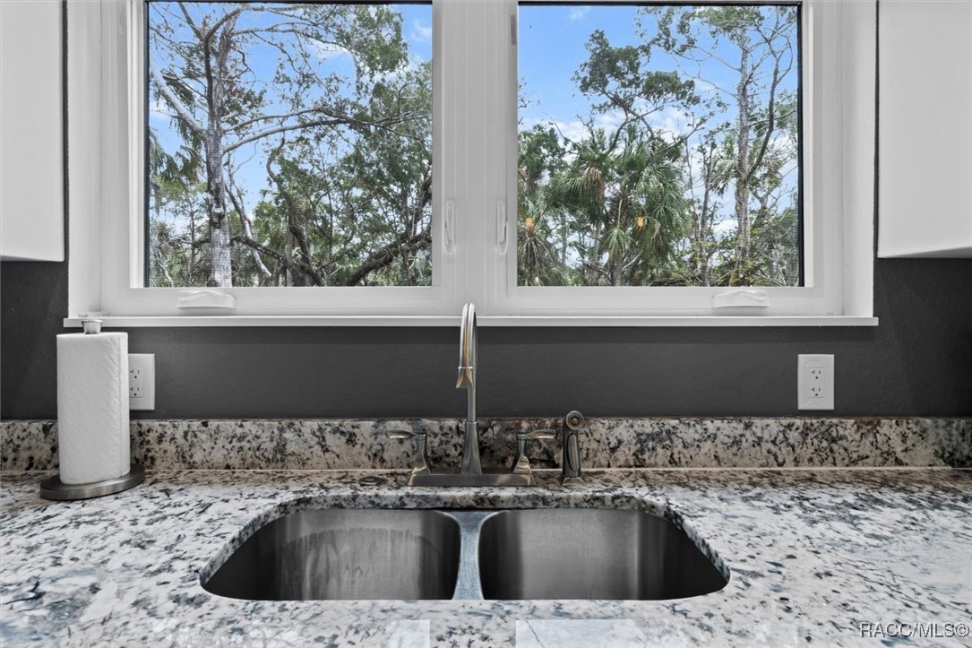 5937 S Mason Creek Road, Homosassa, New York image 15