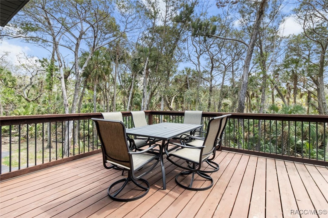 5937 S Mason Creek Road, Homosassa, New York image 47
