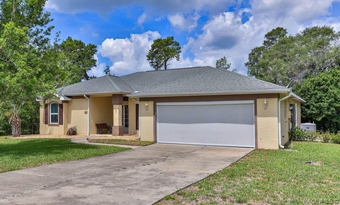 Homes For Sale - 5 Geranium Drive<br/> Citrus County, Homosassa, FL 34446