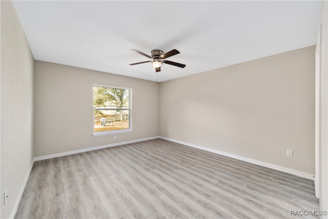 1829 W G Martinelli Boulevard, Citrus Springs, Florida image 9