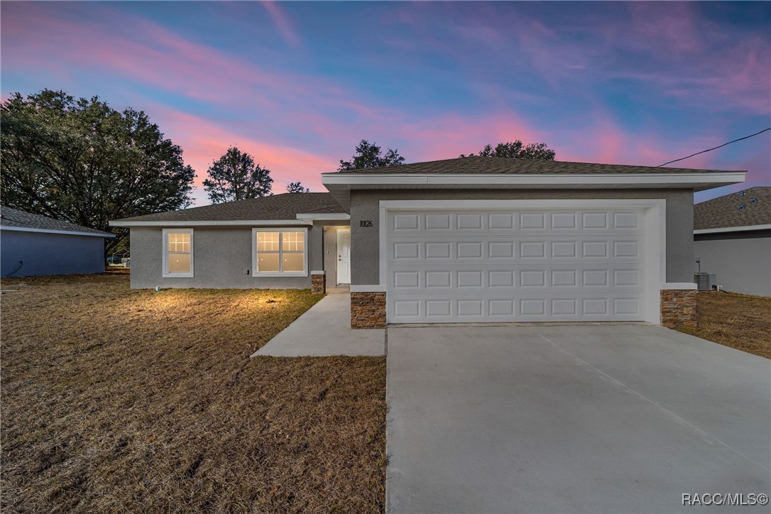 1829 W G Martinelli Boulevard, Citrus Springs, Florida image 1