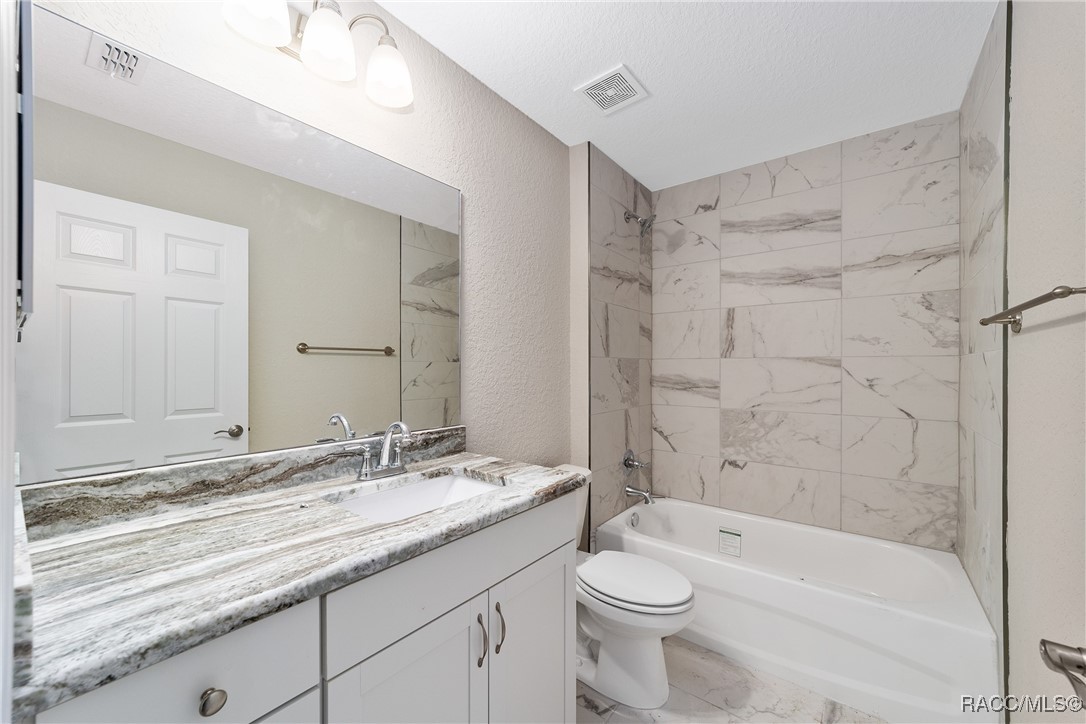 1829 W G Martinelli Boulevard, Citrus Springs, Florida image 16