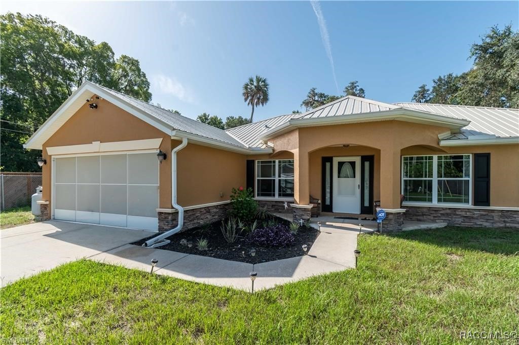 236 Mastadon Dr, Inglis, Florida image 3