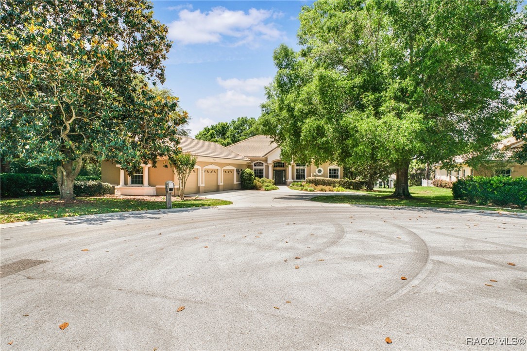 1993 N Eagle Chase Drive