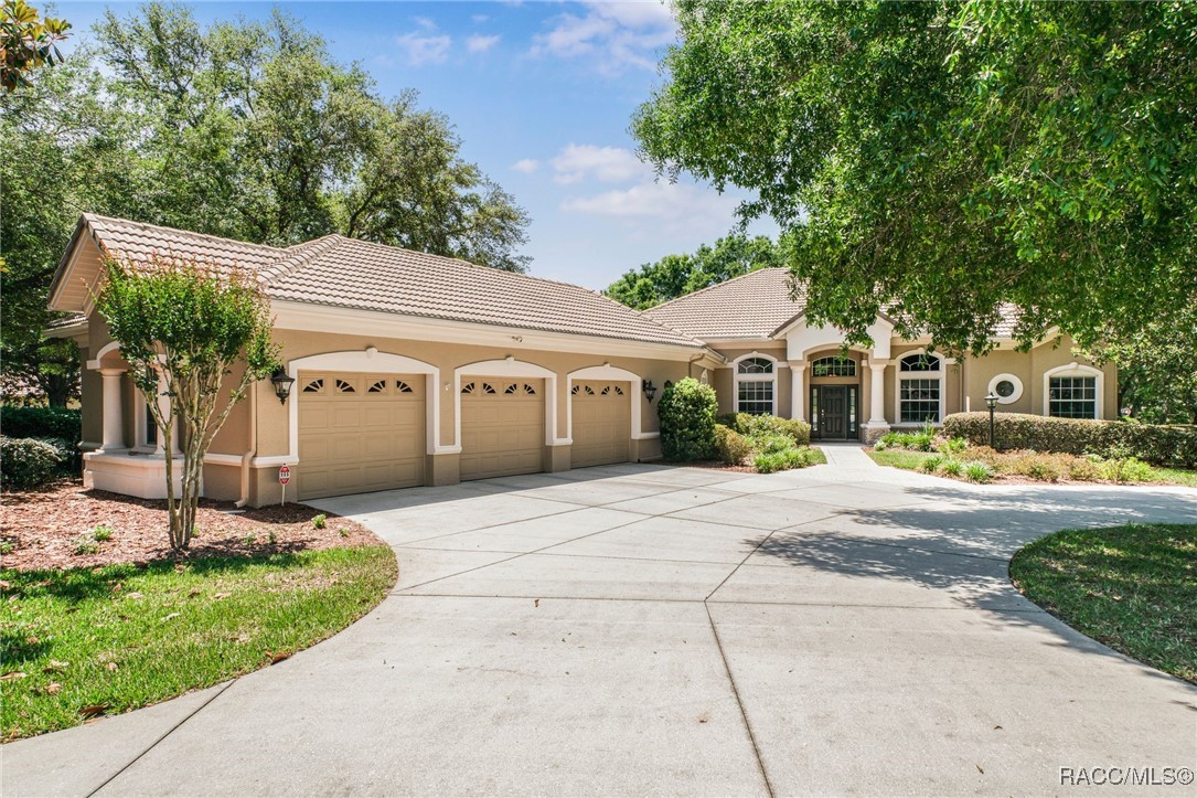 1993 N Eagle Chase Drive