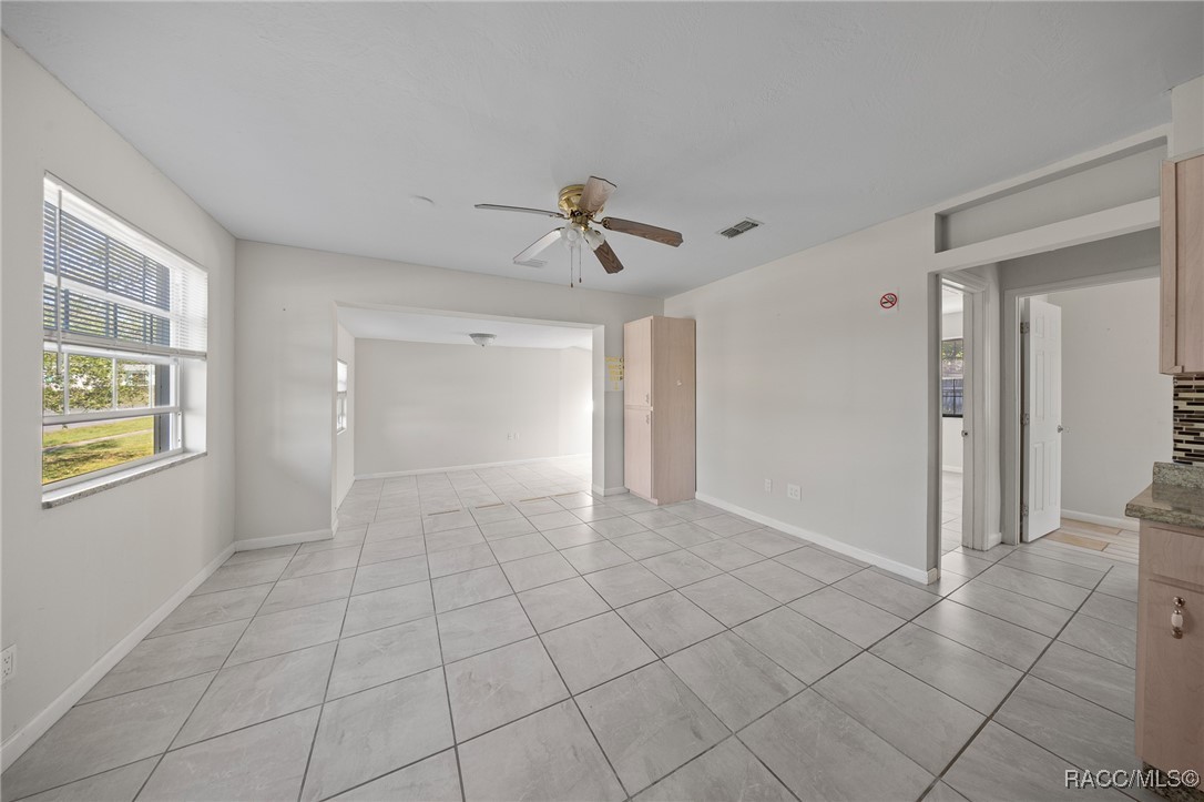 9447 N Milam Way, Citrus Springs, Florida image 8