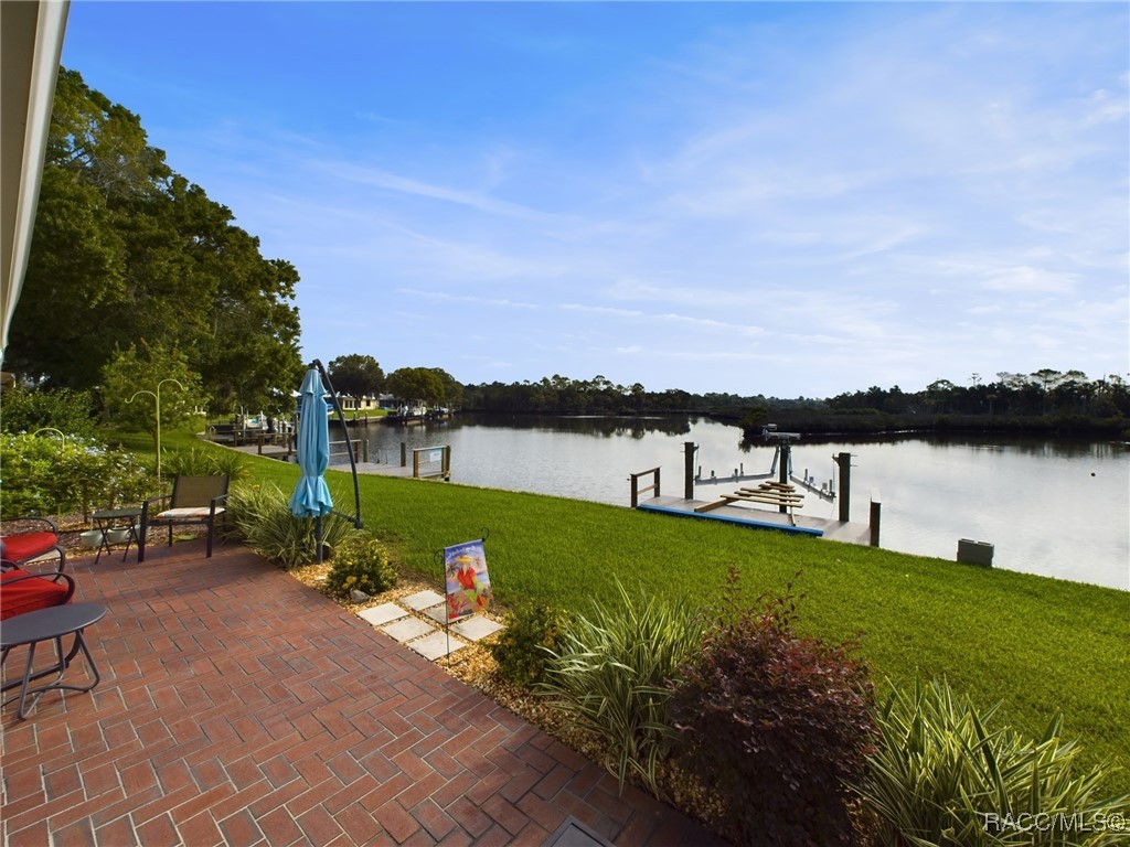 11468 W Bayshore Drive, Crystal River, Florida image 6